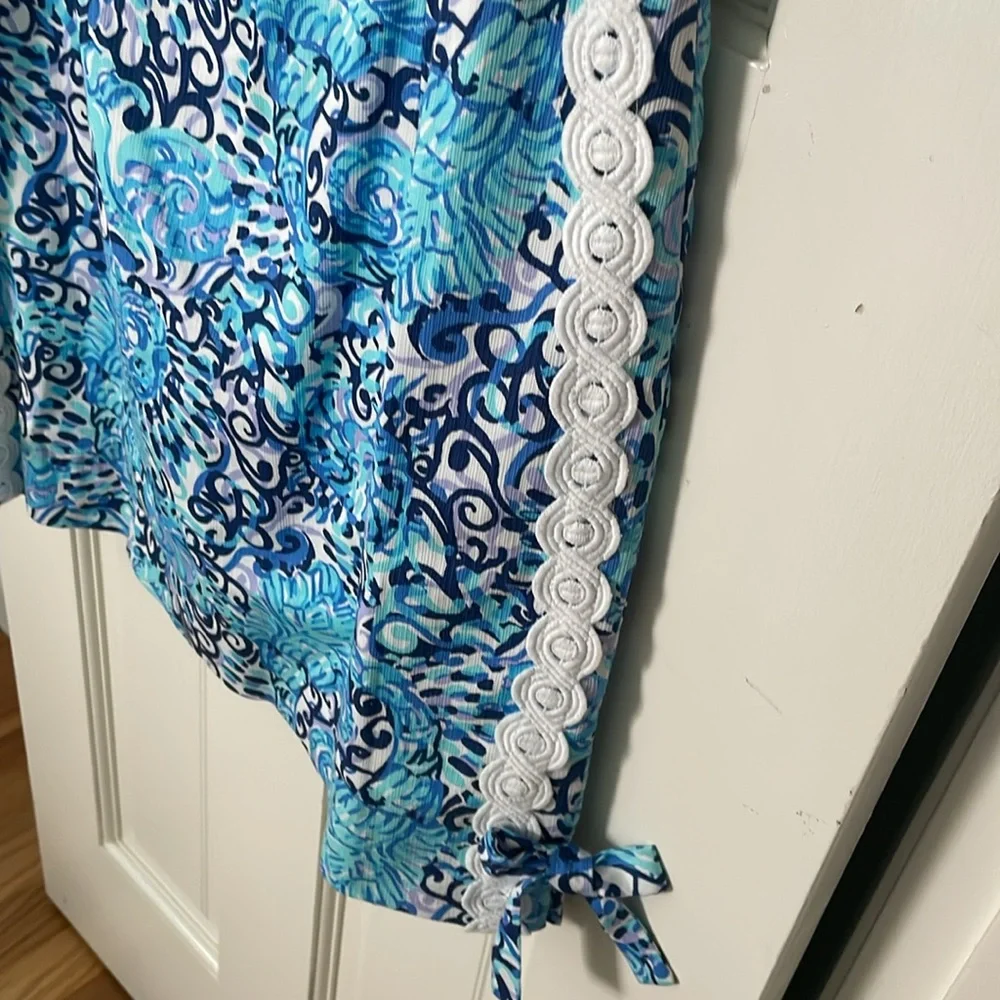 Lilly Pulitzer dress with white side detail and bows - Picture 2 of 4